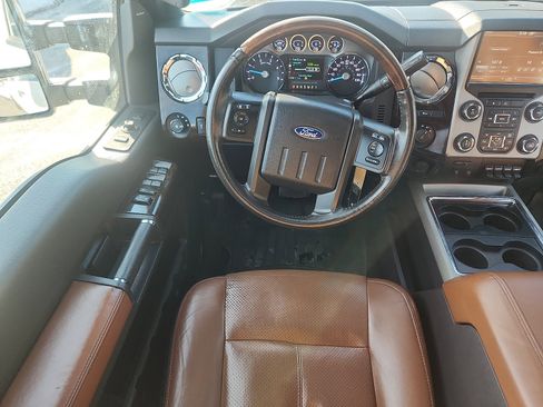 Used 2016 Ford F250 Platinum w/ FX4 Off-Road Package image 10