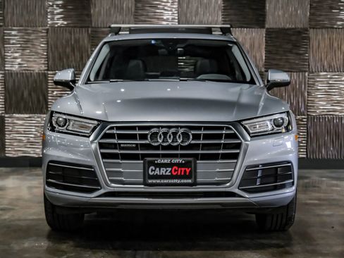 Used 2019 Audi Q5 2.0T Premium w/ Convenience Package image 6