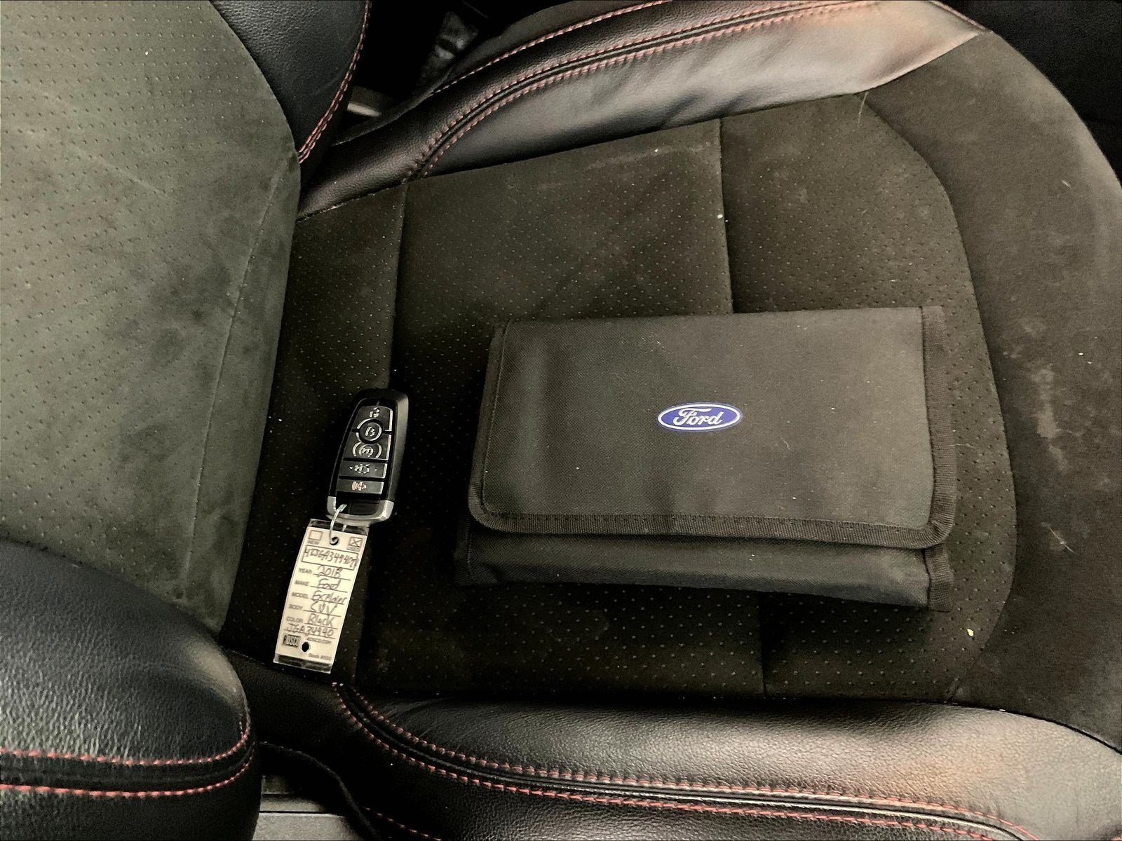 Used 2018 Ford Explorer XLT w/ Equipment Group 202A AWD/4WD image 35