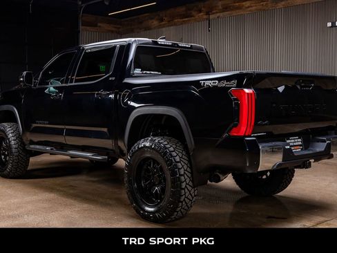 Used 2022 Toyota Tundra SR5 image 7