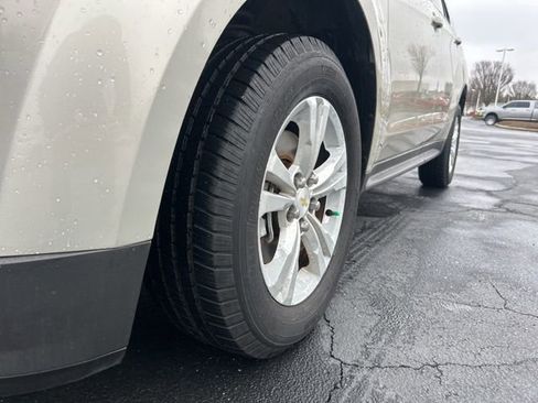Used 2015 Chevrolet Equinox LT w/ Driver Convenience Package image 11