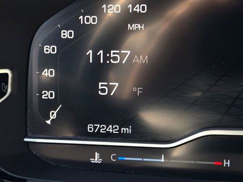 Used 2023 GMC Yukon Denali image 16