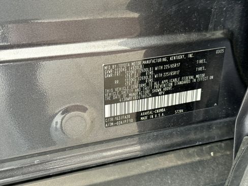 Used 2025 Toyota RAV4 XLE image 16