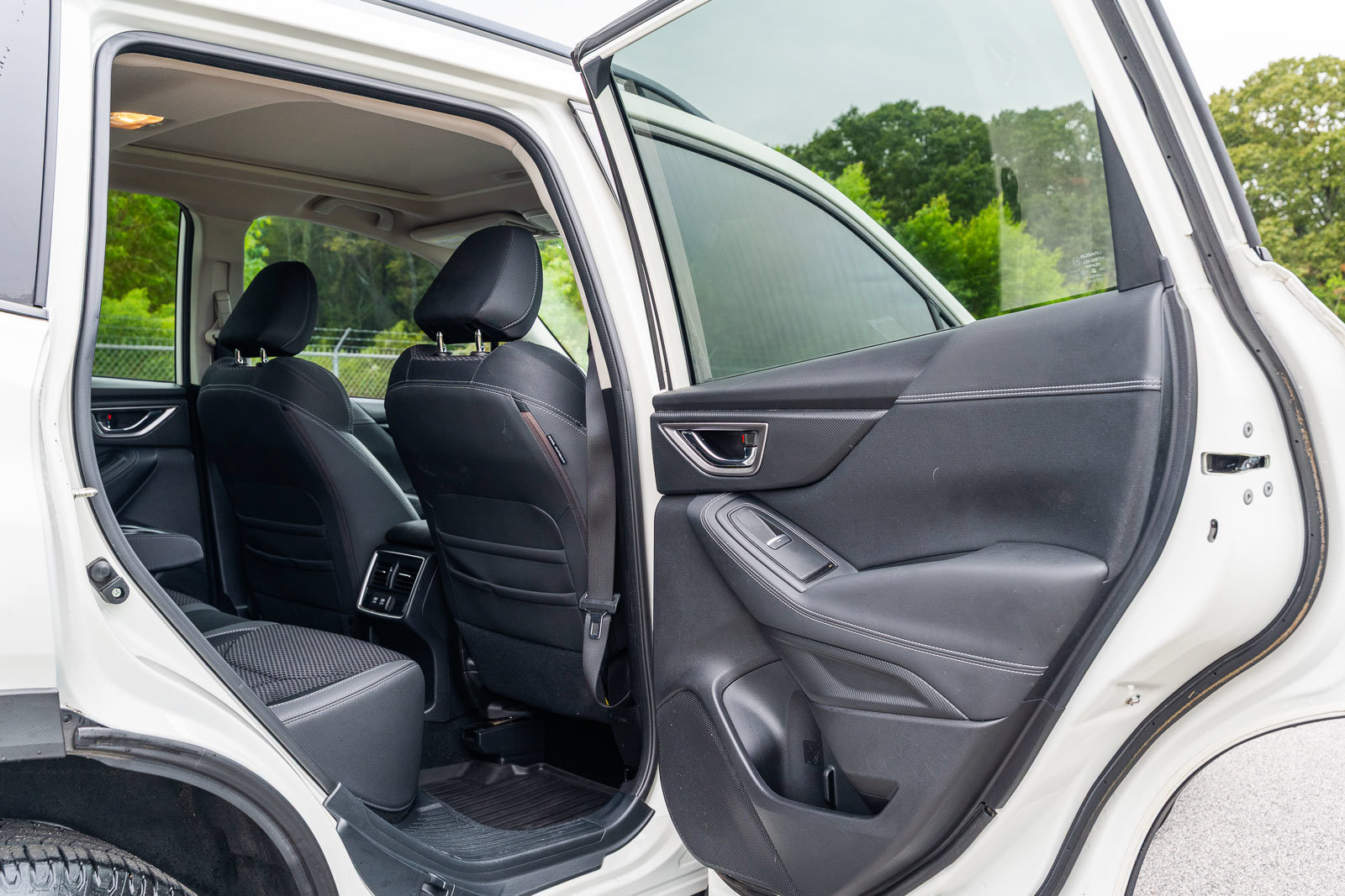 Used 2019 Subaru Forester Premium AWD/4WD image 14
