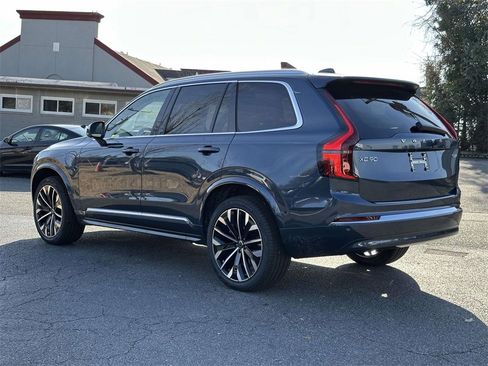 New 2026 Volvo XC90 T8 Plus w/ Protection Package Premier image 21