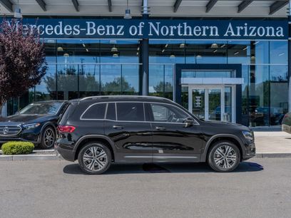 New 2025 Mercedes-Benz GLB 250 4MATIC