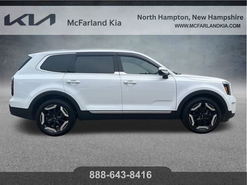 Used 2023 Kia Telluride EX w/ EX Captain's Chair Package FWD image 7