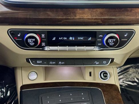 Used 2019 Audi Q5 2.0T Premium w/ Convenience Package image 16