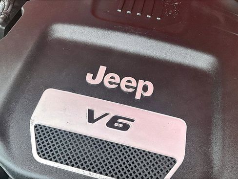 Used 2015 Jeep Wrangler Sport AWD/4WD image 31