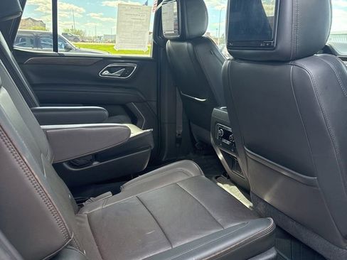 Used 2021 Chevrolet Tahoe High Country AWD/4WD image 12