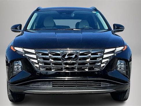 Used 2022 Hyundai Tucson Limited image 3