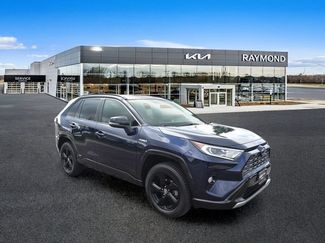 Used 2019 Toyota RAV4 XSE w/ XSE Weather Package AWD/4WD video 1