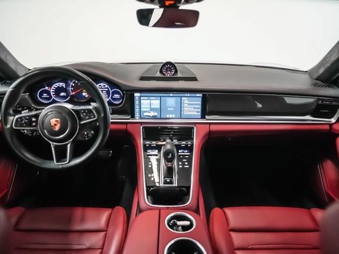 Certified 2020 Porsche Panamera GTS AWD/4WD image 11