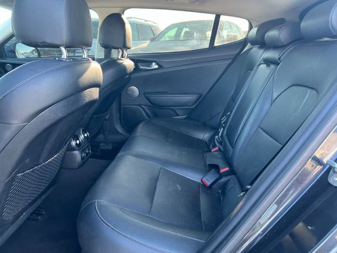 Used 2019 Kia Stinger Premium RWD image 13