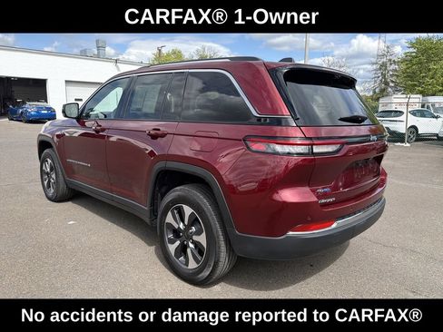 Used 2022 Jeep Grand Cherokee Limited 4xe w/ Luxury Tech Group II AWD/4WD image 3