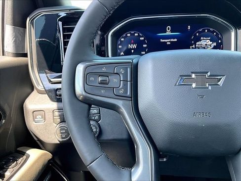 New 2026 Chevrolet Silverado 2500 ZR2 w/ LPO, Dark Essentials Package AWD/4WD image 15
