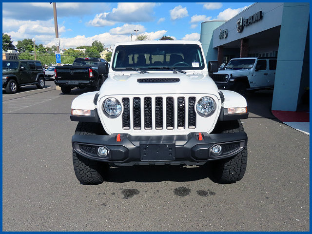 Used 2023 Jeep Gladiator Mojave w/ Cold Weather Group AWD/4WD image 3