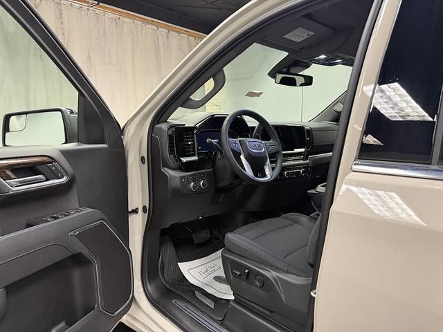 New 2026 GMC Sierra 1500 SLE w/ X31 Off-Road Package AWD/4WD image 19