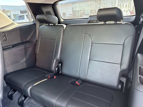 Used 2020 Chevrolet Traverse RS FWD image 29