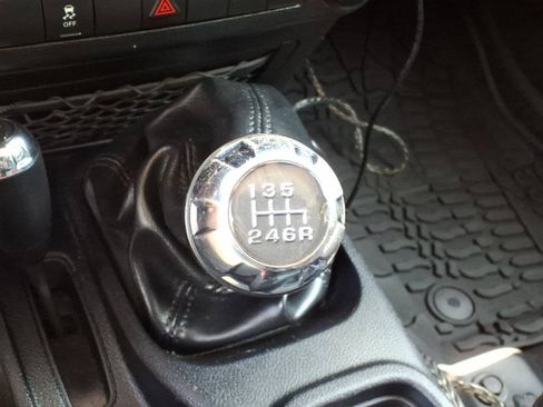 Used 2014 Jeep Wrangler Unlimited Sport w/ Quick Order Package 23S AWD/4WD image 19