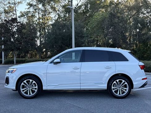 Used 2025 Audi Q7 3.0T Premium Plus image 10