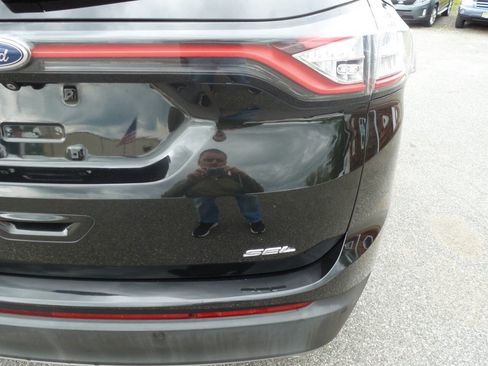 Used 2015 Ford Edge SEL FWD image 9