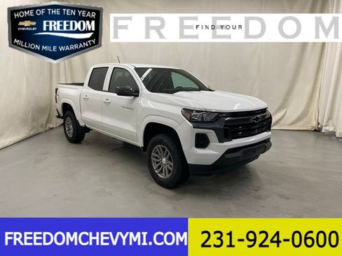 New 2026 Chevrolet Colorado LT w/ Advanced Trailering Package AWD/4WD image 1