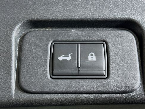 Used 2021 Nissan Rogue SL w/ Premium Package image 31