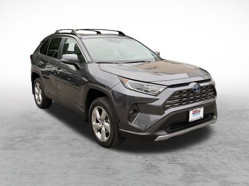Used 2021 Toyota RAV4 Limited w/ Limited Grade Weather Package AWD/4WD image 3