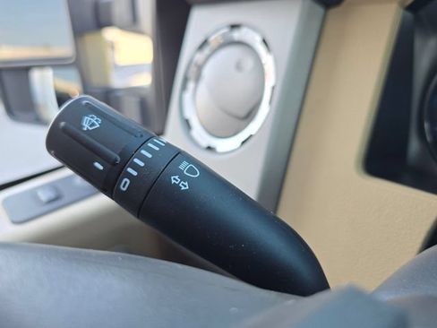 Used 2014 Ford F250 Lariat w/ Chrome Package AWD/4WD image 19