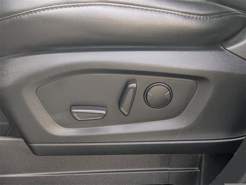 Used 2021 Ford Explorer Limited w/ Equipment Group 301A image 21