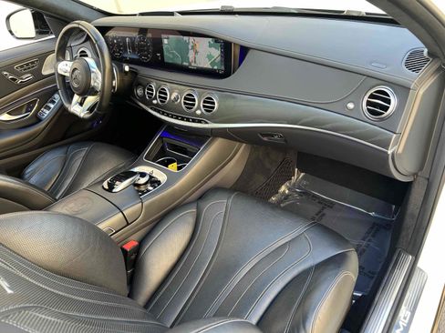 Used 2020 Mercedes-Benz S 63 AMG 4MATIC Sedan w/ Driver Assistance Package image 33