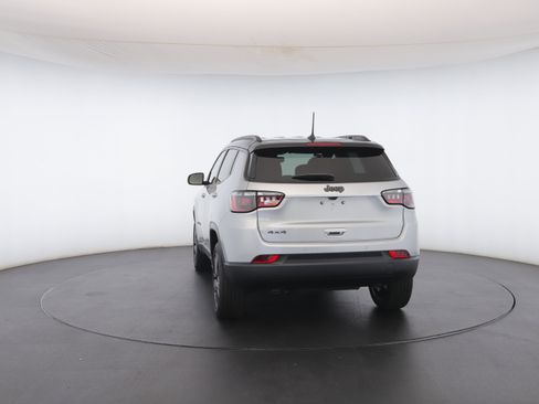 Used 2026 Jeep Compass Limited image 21