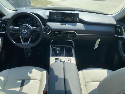 Used 2025 MAZDA CX-90 3.3 Turbo w/ Preferred Package AWD/4WD image 6