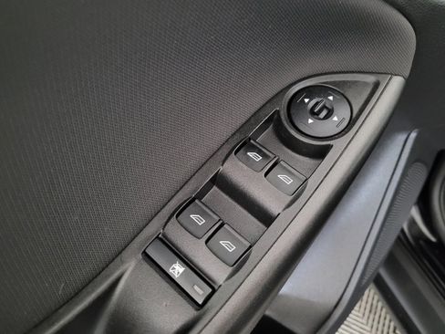 Used 2017 Ford Focus SEL FWD image 27