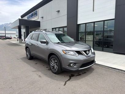 Used 2016 Nissan Rogue SL w/ SL Premium Package