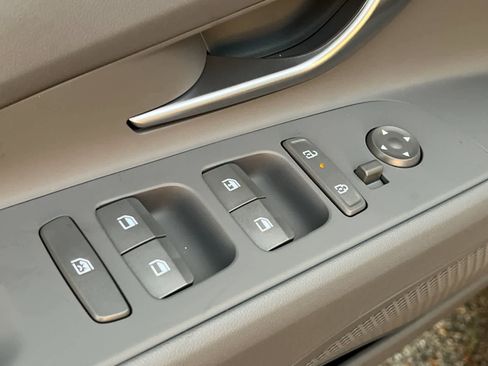 New 2026 Hyundai Elantra SE image 14