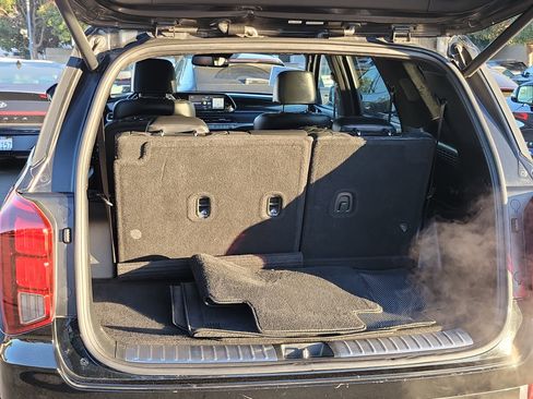 Used 2020 Hyundai Palisade Limited image 18