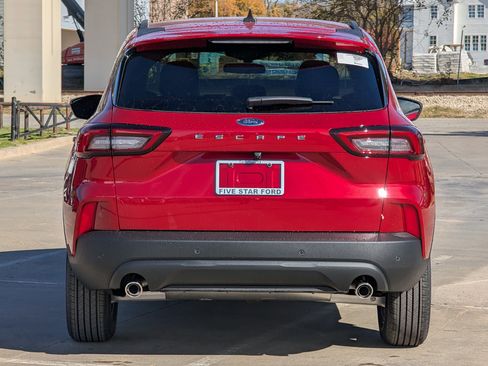 New 2026 Ford Escape ST-Line w/ Tech Pack #1 image 5
