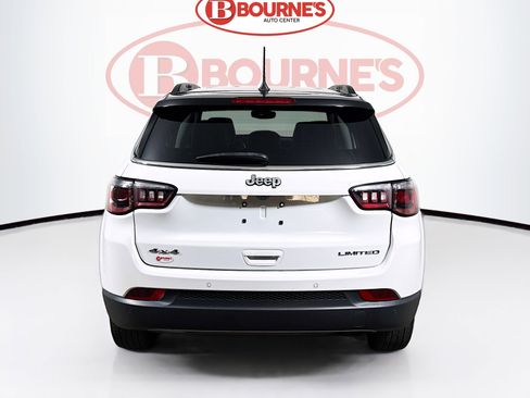 Used 2022 Jeep Compass Limited image 8