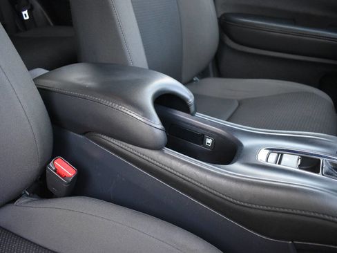 Used 2022 Honda HR-V Sport image 22