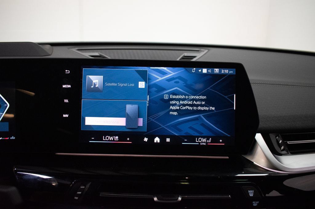 Used 2026 BMW X2 xDrive28i w/ Technology Package AWD/4WD image 14