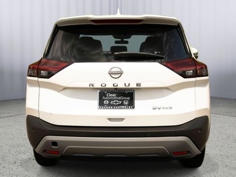 Used 2023 Nissan Rogue SV AWD/4WD image 23