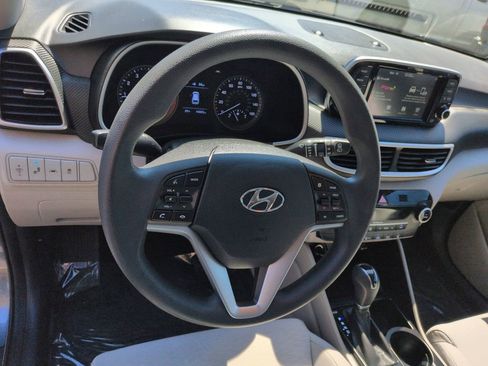 Used 2021 Hyundai Tucson SEL FWD image 16
