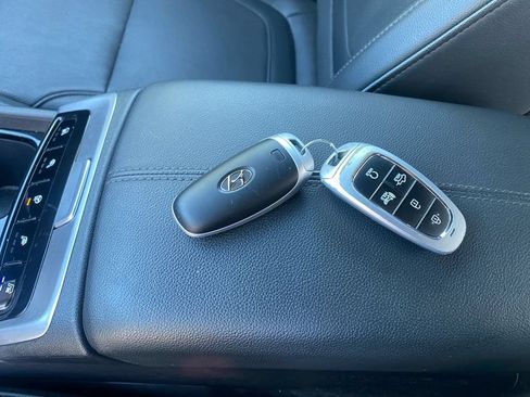 Used 2022 Hyundai Santa Cruz Limited AWD/4WD image 30