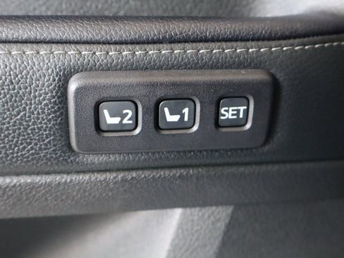 Used 2021 Toyota 4Runner Limited image 18