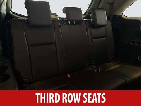 Used 2016 Toyota Highlander XLE image 18