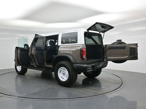 Certified 2026 Ford Bronco Heritage Edition AWD/4WD image 36