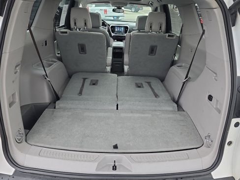 Used 2018 GMC Acadia SLT image 29