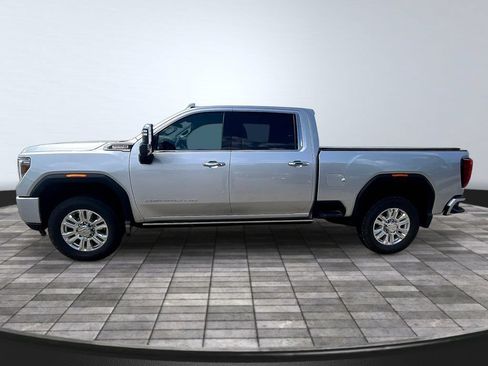 Used 2022 GMC Sierra 3500 Denali w/ Denali Ultimate Package AWD/4WD image 4